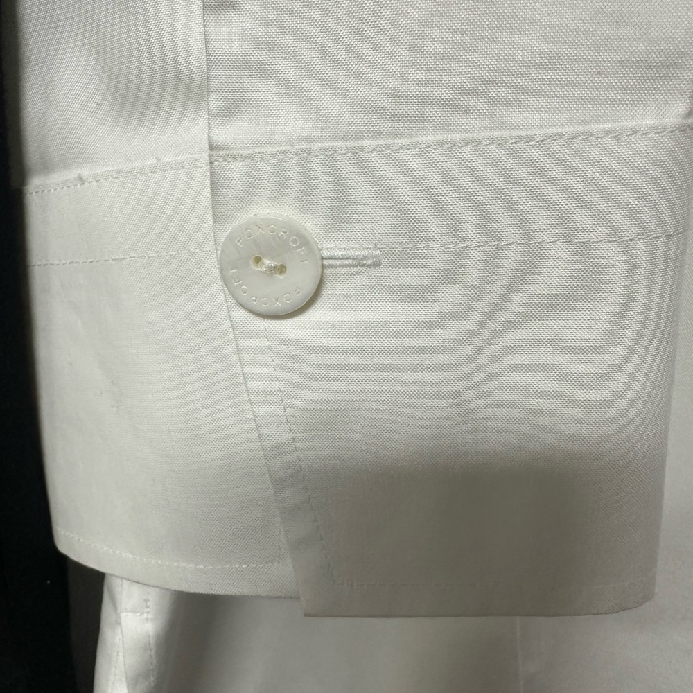 Foxcroft White shaped button top - Picture 3 of 3